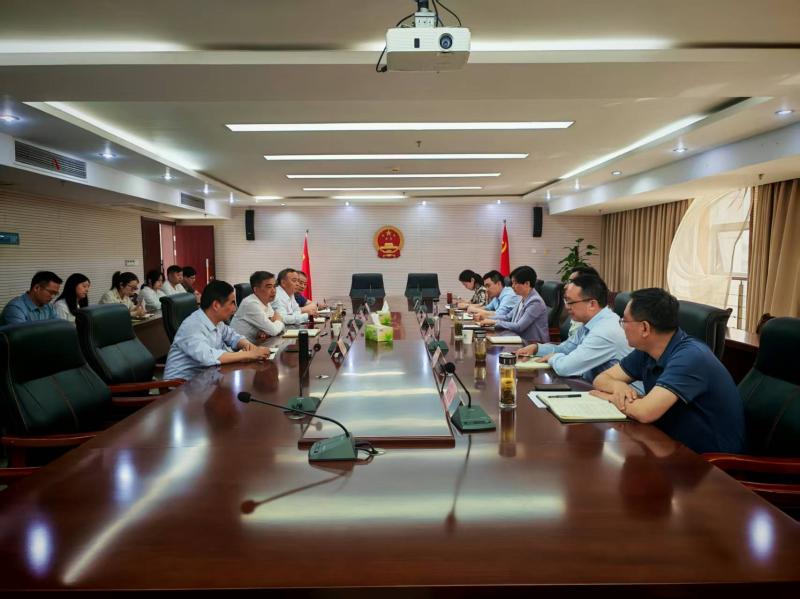 金玉主持召开区长办公会议