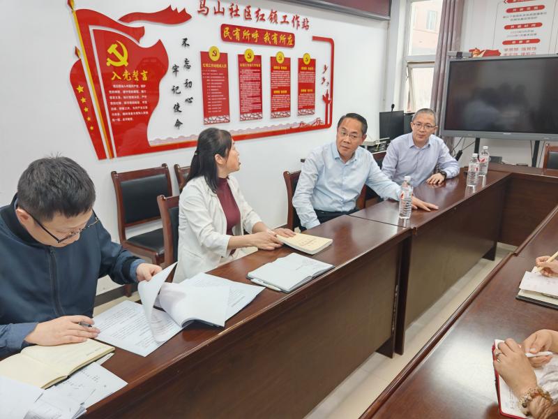 潘功发到乡镇街道调研深入贯彻中央八项规定精神学习教育
